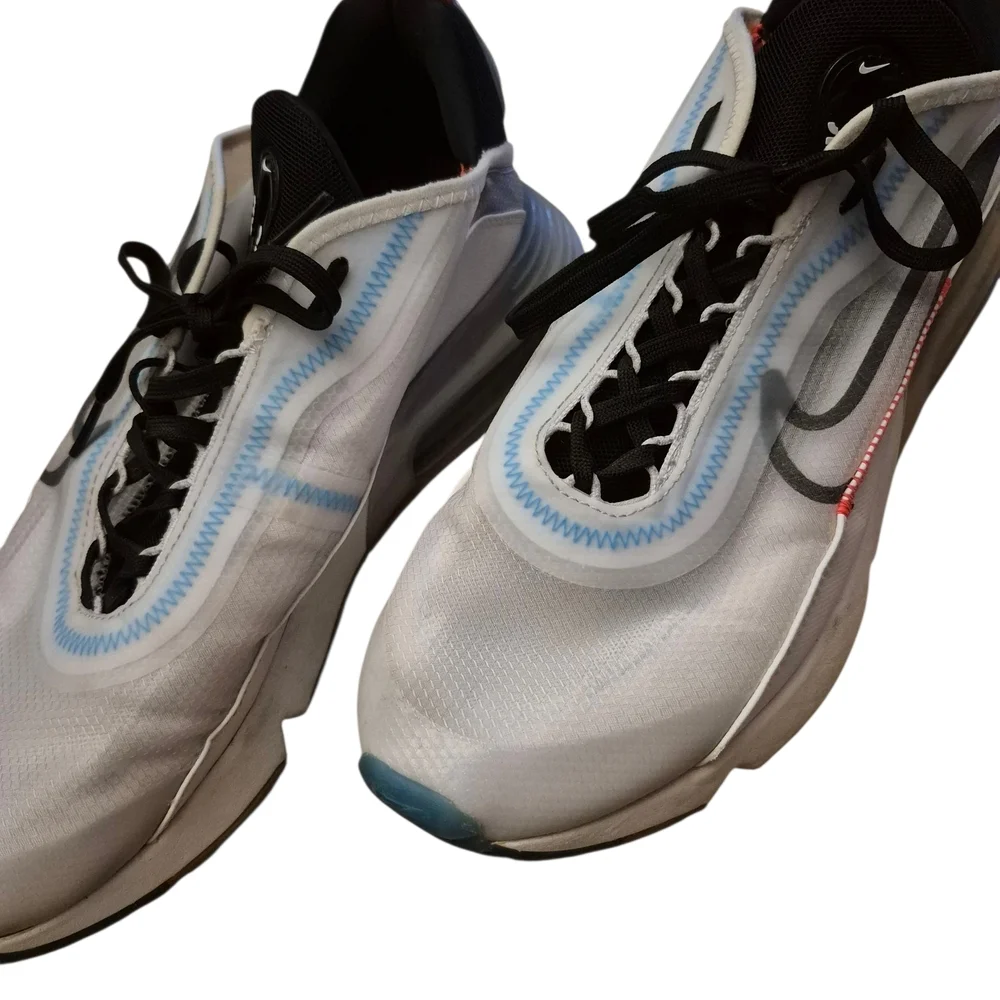 Nike Silver and‎ Black Athletic Shoes Sleek Design